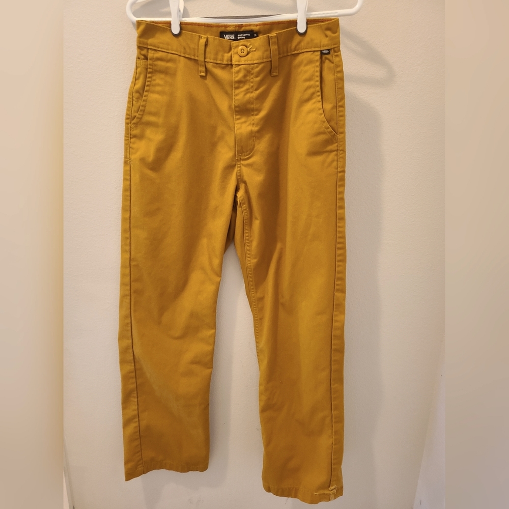 Men's Van's Authentic Chino pants loose fit size 28 in buckthorn brown.